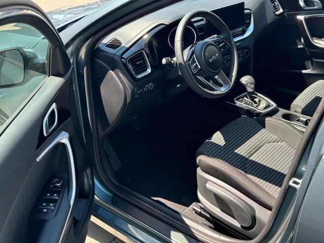 Kia Ceed Gold Android 1.5 T-GDi, DCT Auto*Navi*WinterPak*Klimaauto*16"*Kamera*PrivacyGlas* 