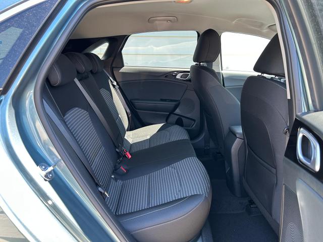 Kia Ceed Gold Android 1.5 T-GDi, DCT Auto*Navi*WinterPak*Klimaauto*16"*Kamera*PrivacyGlas* 
