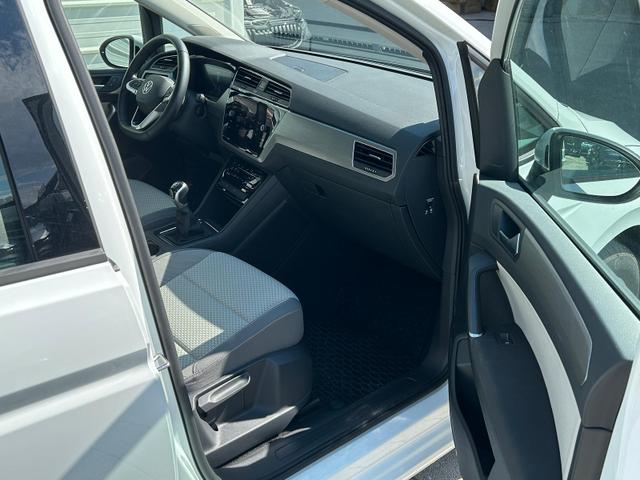 Volkswagen Touran 1.5 TSI 7 Sitzer*Android Auto*Navi*SHZ*ACC*PDC v/h*3Z Klimaauto* 