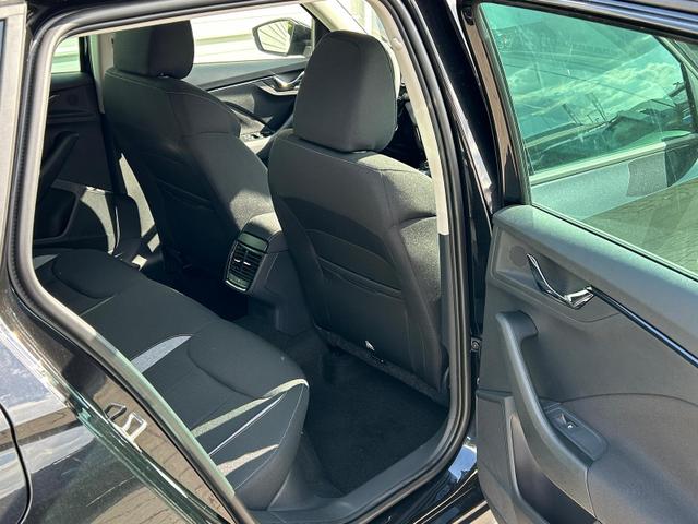 Skoda Kamiq Extra 1.5 TSI DSG AHK*Android Auto*BlackPak*Keyless*SHZ*Kamera*5J Garantie*Klimaauto 