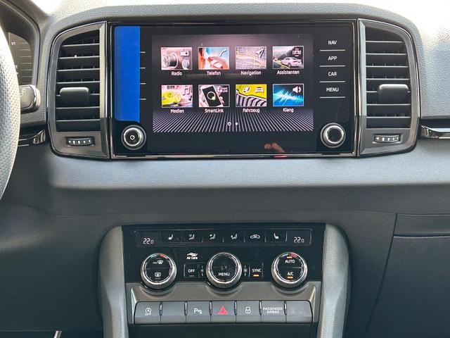 Skoda Karoq Sportline 1.5 TSI DSG AHK*NAVI*Android Auto**SHZ*Keyless*Kamera*ACC 