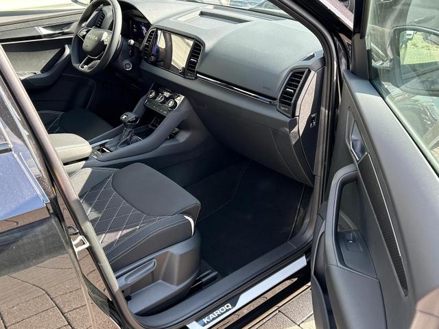 Skoda Karoq Sportline 1.5 TSI DSG AHK*NAVI*Android Auto**SHZ*Keyless*Kamera*ACC 