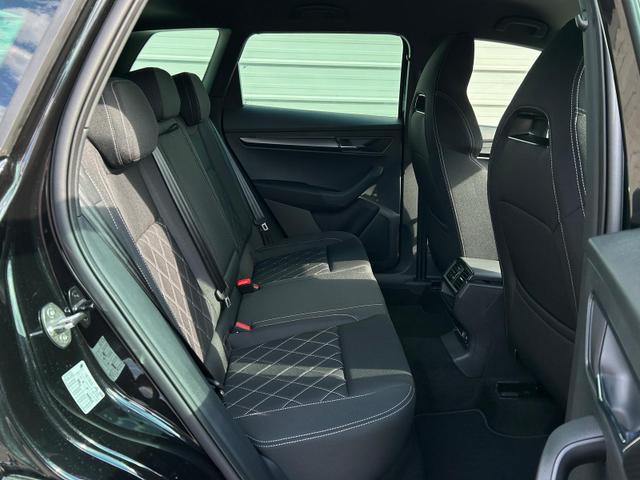 Karoq Sportline 2.0 TDI DSG AHK*NAVI*Android Auto**SHZ*Keyless*Kamera*ACC 