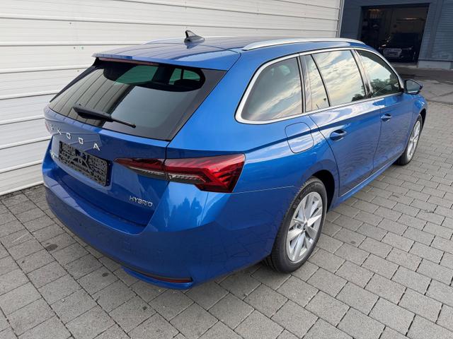Skoda Octavia Combi Selection Kombi 1.5 TSI DSG AHK*Android Auto*ACC*SHZ*E-Heck*Keyless*Kamera*2Z Klimaauto 