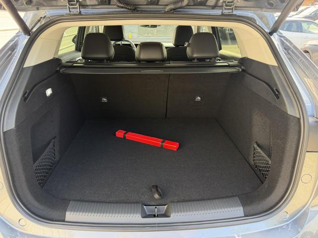 MG HS Luxury HEV+ 224PS Android Auto*Navi*SHZ*360&deg; Kamera*Keyless*Leder*E-Heck/PDC v/h* 