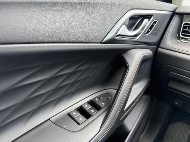 HS Luxury HEV+ 224PS Android Auto*Navi*SHZ*360&deg; Kamera*Keyless*Leder*E-Heck/PDC v/h* 