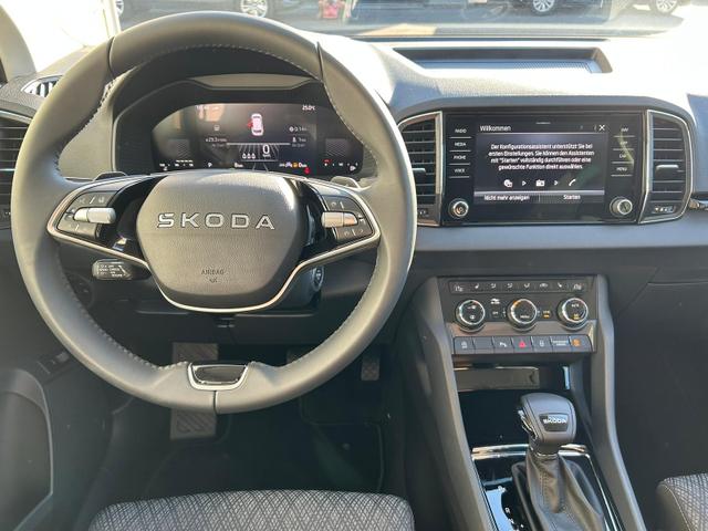 Skoda Karoq Extra Plus 1.5 TSI DSG AHK*Android Auto*Matrix*E-Heck*SHZ*ACC*Keyless*Kamera*17" LM* 2Z Klimaauto*SUNSET 