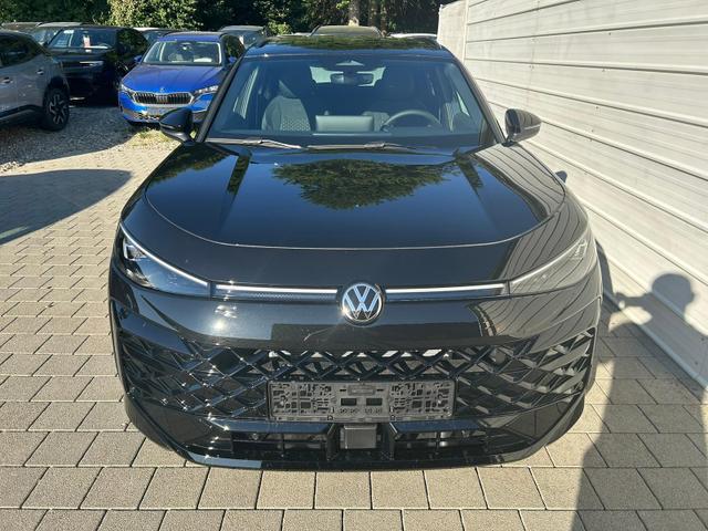 Volkswagen T-Roc - R-Line 1.5 eTSI DSG Neues Modell*AHK*BlackStyle*Matrix*19"*Android Auto*EasyOpen*SHZ*Kamera*ParkAsstPro*ACC*Keyless