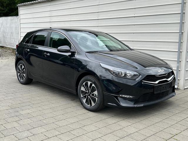 Kia Ceed - Gold 1.5 T-GDi, DCT Android Auto*Navi*WinterPak*Klimaauto*16"*Kamera*PrivacyGlas*