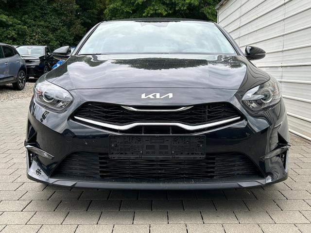 Kia Ceed - Gold 1.5 T-GDi, DCT Android Auto*Navi*WinterPak*Klimaauto*16"*Kamera*PrivacyGlas*