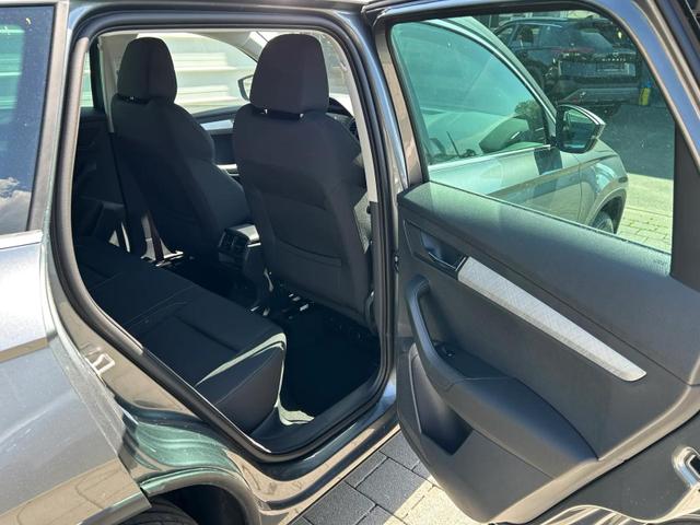 Skoda Karoq Extra 2.0 TDI DSG 4x4 AHK*Android Auto*SHZ*ACC*Keyless*Kamera*17" LM* 2Z Klimaauto*SUNSET 