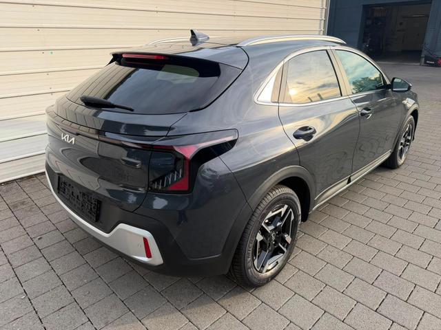 Kia XCeed Silver Facelift 1.6 T-GDi DCT7 Android Auto*Navi*SHZ*Kamera*2Z-Klimaauto*PrivacyGlas 
