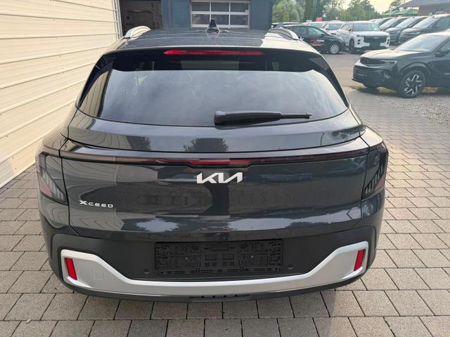 Kia XCeed Silver Facelift 1.6 T-GDi DCT7 Android Auto*Navi*SHZ*Kamera*2Z-Klimaauto*PrivacyGlas 