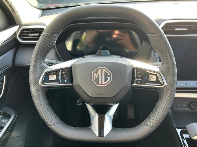 MG ZS Luxury HEV+ 197 PS MJ26 *Pano*Navi*Android Auto*SHZ*360&deg;*Kunstleder*Klimaauto*ACC 