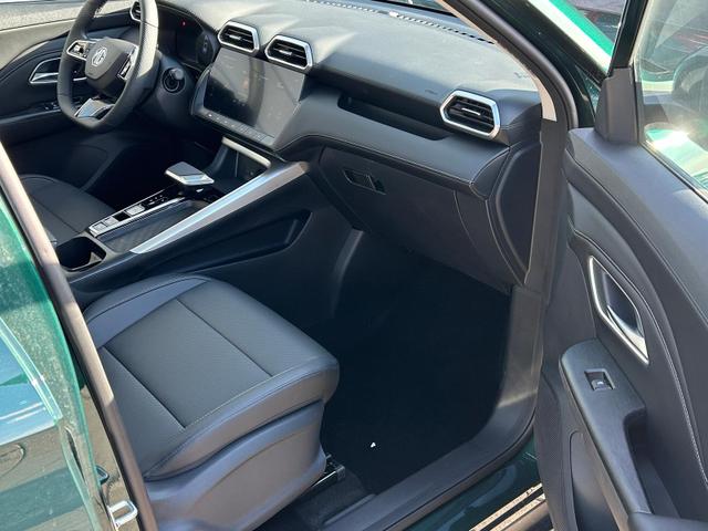 MG ZS Luxury HEV+ 197 PS MJ26 *Pano*Navi*Android Auto*SHZ*360&deg;*Kunstleder*Klimaauto*ACC 