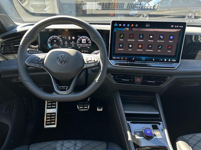 Volkswagen Tiguan R-Line 1.5 eTSI DSG AHK*BlackStyle*ParkAsstPro*360&deg; Kamera*Android Auto*Navi*SHZ*Matrix*HUD 