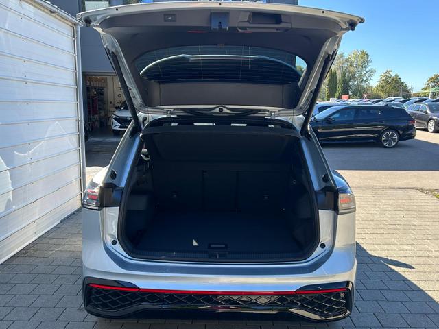Volkswagen Tiguan R-Line 1.5 eTSI DSG AHK*BlackStyle*ParkAsstPro*360&deg; Kamera*Android Auto*Navi*SHZ*Matrix*HUD 