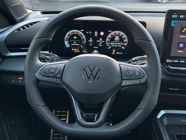 Volkswagen T-Roc R-Line 1.5 eTSI DSG Neues Modell*AHK*BlackStyle*20"*Matrix*Android Auto*EasyOpen*SHZ*Kamera*ParkAsstPro*ACC*Keyless 