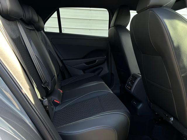 Volkswagen T-Roc R-Line 1.5 eTSI DSG Neues Modell*AHK*BlackStyle*20"*Matrix*Android Auto*EasyOpen*SHZ*Kamera*ParkAsstPro*ACC*Keyless 