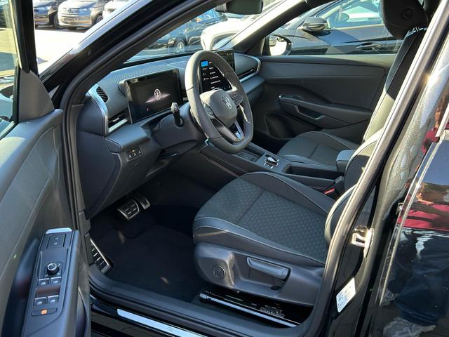 Volkswagen T-Roc R-Line 1.5 eTSI DSG Neues Modell*AHK*BlackStyle*20"*Matrix*Android Auto*EasyOpen*SHZ*Kamera*ParkAsstPro*ACC*Keyless 
