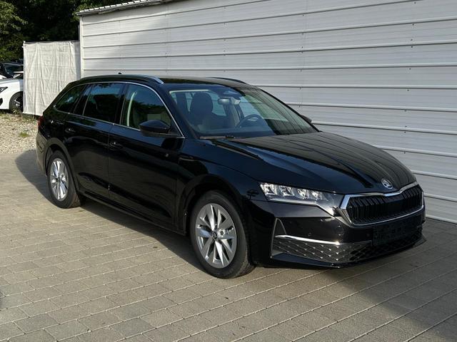 Skoda Octavia Combi - Selection Kombi 1.5 TSI DSG AHK*Android Auto*ACC*SHZ*E-Heck*Keyless*Kamera*2Z Klimaauto
