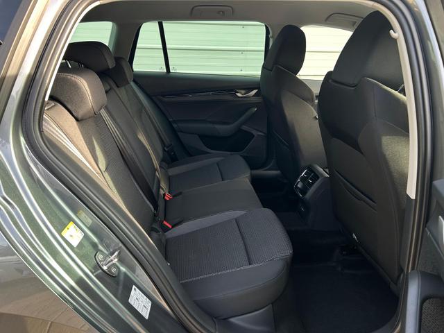 Skoda Octavia Combi Selection Kombi 1.5 TSI DSG AHK*Android Auto*ACC*SHZ*E-Heck*Keyless*Kamera*2Z Klimaauto 