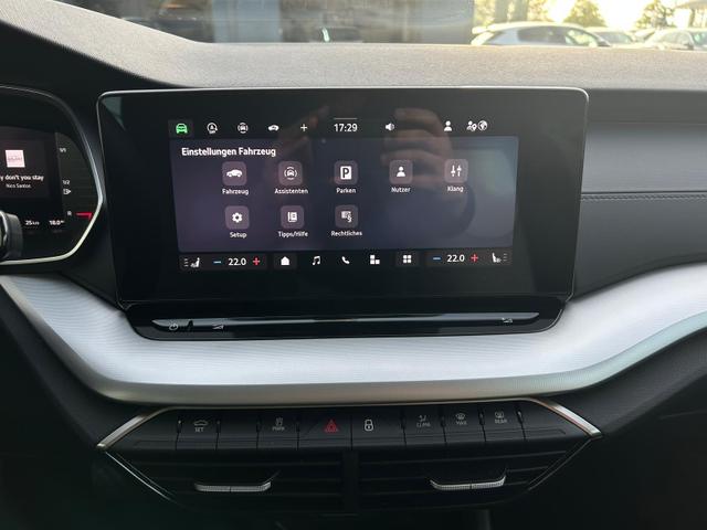 Skoda Octavia Combi Selection Kombi 1.5 TSI DSG AHK*Android Auto*ACC*SHZ*E-Heck*Keyless*Kamera*2Z Klimaauto 