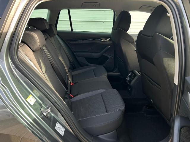 Skoda Octavia Combi Selection Kombi 1.5 TSI DSG AHK*Android Auto*ACC*SHZ*E-Heck*Keyless*Kamera*2Z Klimaauto 