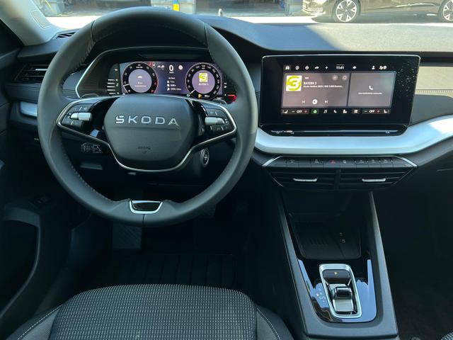 Skoda Octavia Combi Selection Kombi 1.5 TSI DSG AHK*Android Auto*ACC*SHZ*E-Heck*Keyless*Kamera*2Z Klimaauto 
