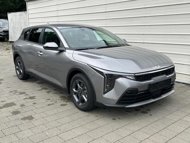 Kia K4 - Gold 1.6 T-GDi DCT Android Auto*Navi*Totwinkel*SHZ*Kamera*PrivacyGlas*ACC*Keyless*2Z Klimaauto*