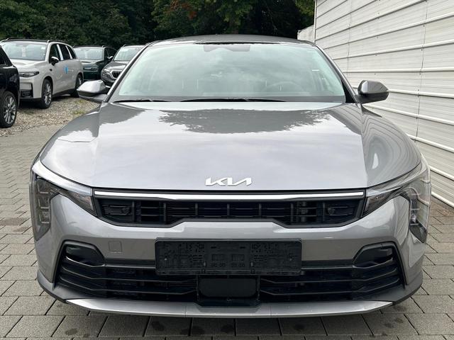 Kia K4 Gold 1.6 T-GDi DCT Android Auto*Navi*Totwinkel*SHZ*Kamera*PrivacyGlas*ACC*Keyless*2Z Klimaauto* 