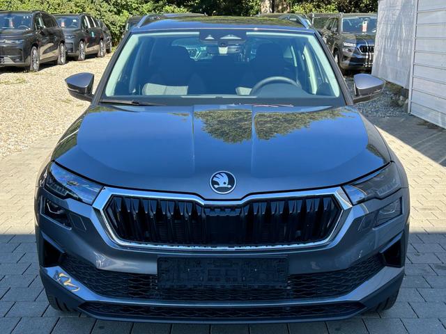 Skoda Karoq Extra Plus 2.0 TDI DSG 4x4 AHK*Android Auto*Matrix*E-Heck*SHZ*ACC*Keyless*Kamera*17" LM* 2Z Klimaauto*SUNSET 