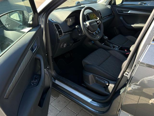 Skoda Karoq Extra Plus 2.0 TDI DSG 4x4 AHK*Android Auto*Matrix*E-Heck*SHZ*ACC*Keyless*Kamera*17" LM* 2Z Klimaauto*SUNSET 