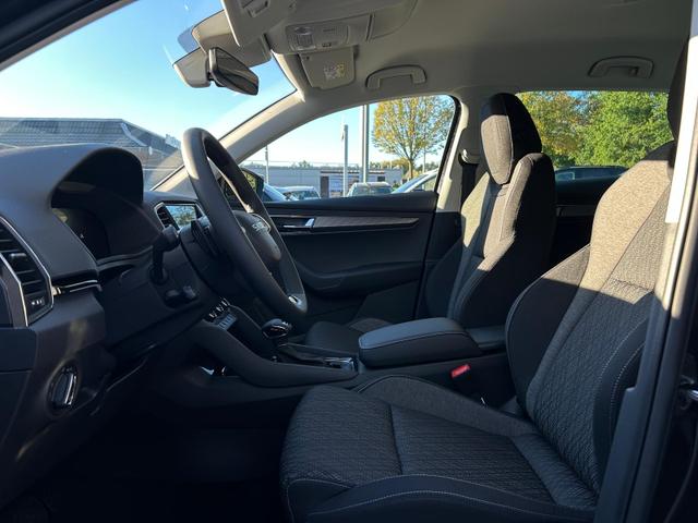 Skoda Karoq Extra Plus 2.0 TDI DSG 4x4 AHK*Android Auto*Matrix*E-Heck*SHZ*ACC*Keyless*Kamera*17" LM* 2Z Klimaauto*SUNSET 