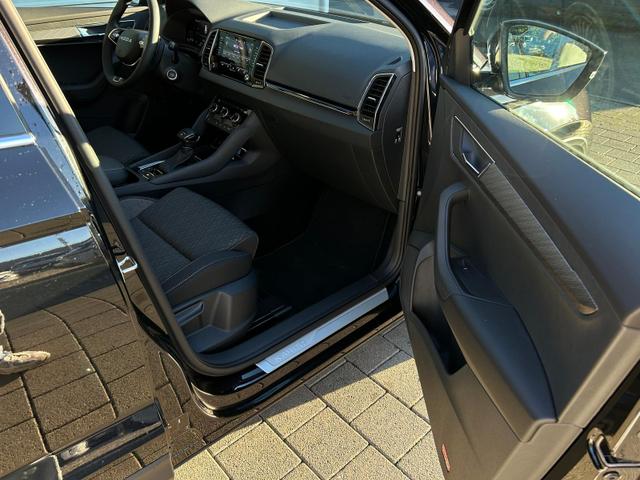 Skoda Karoq Extra Plus 2.0 TDI DSG 4x4 AHK*Android Auto*Matrix*E-Heck*SHZ*ACC*Keyless*Kamera*17" LM* 2Z Klimaauto*SUNSET 