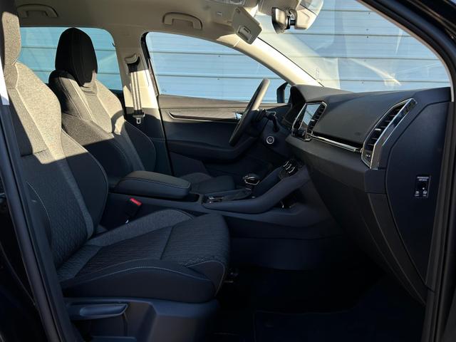 Skoda Karoq Extra Plus 2.0 TDI DSG 4x4 AHK*Android Auto*Matrix*E-Heck*SHZ*ACC*Keyless*Kamera*17" LM* 2Z Klimaauto*SUNSET 