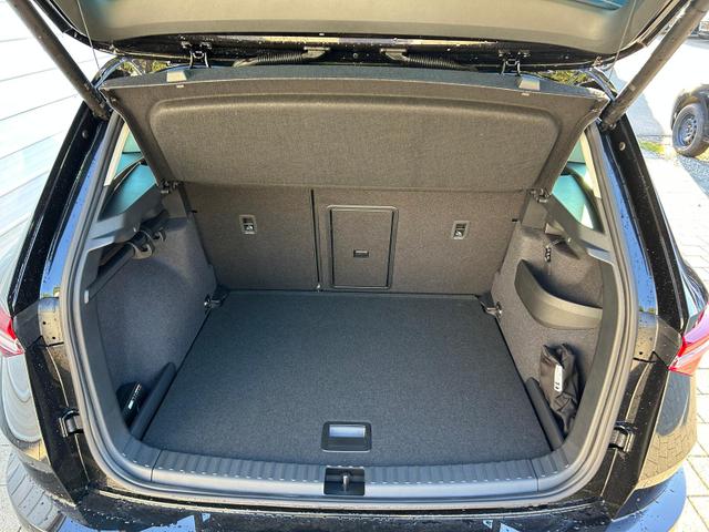 Skoda Karoq Extra Plus 2.0 TDI DSG 4x4 AHK*Android Auto*Matrix*E-Heck*SHZ*ACC*Keyless*Kamera*17" LM* 2Z Klimaauto*SUNSET 