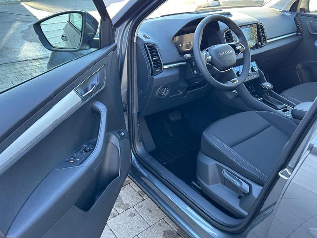 Skoda Karoq Selection 2.0 TDI DSG 4x4 AHK*Android Auto*ACC*EasyOpen*SHZ*Kamera*Keyless*PDC v/h*Klimaauto*SUNSET*LED 