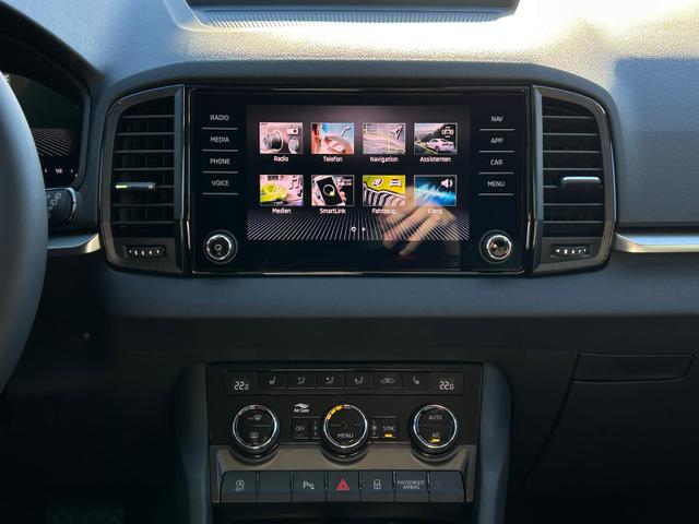 Skoda Karoq Selection 2.0 TDI DSG 4x4 AHK*Android Auto*ACC*EasyOpen*SHZ*Kamera*Keyless*PDC v/h*Klimaauto*SUNSET*LED 