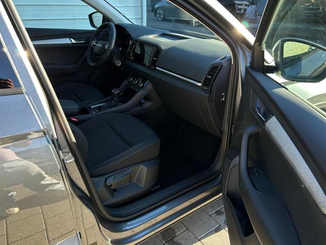 Skoda Karoq Selection 2.0 TDI DSG 4x4 AHK*Android Auto*ACC*EasyOpen*SHZ*Kamera*Keyless*PDC v/h*Klimaauto*SUNSET*LED 