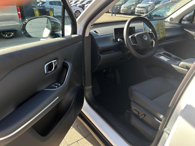 C10 Design ProMax BEV 81,9 kWh Navi*SHZ*Pano*Leder*360&deg;*E-Heck*20"LM* 