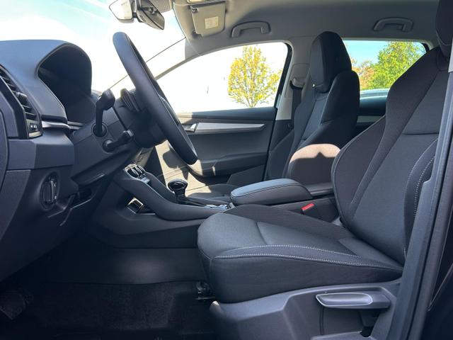Skoda Karoq Selection 2.0 TDI DSG 4x4 AHK*Android Auto*ACC*SHZ*Kamera*Keyless*PDC v/h*Klimaauto*SUNSET*LED 