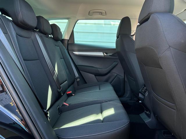 Skoda Karoq Selection 2.0 TDI DSG 4x4 AHK*Android Auto*ACC*SHZ*Kamera*Keyless*PDC v/h*Klimaauto*SUNSET*LED 