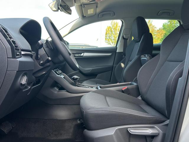 Skoda Karoq Selection 2.0 TDI DSG 4x4 AHK*Android Auto*ACC*SHZ*Kamera*Keyless*PDC v/h*Klimaauto*SUNSET*LED 