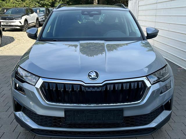 Skoda Karoq - Selection 2.0 TDI DSG 4x4 AHK*Android Auto*ACC*SHZ*Kamera*Keyless*PDC v/h*Klimaauto*SUNSET*LED