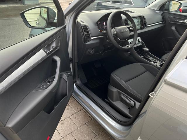 Skoda Karoq Selection 2.0 TDI DSG 4x4 AHK*Android Auto*ACC*EasyOpen*SHZ*Kamera*Keyless*PDC v/h*Klimaauto*SUNSET*LED 