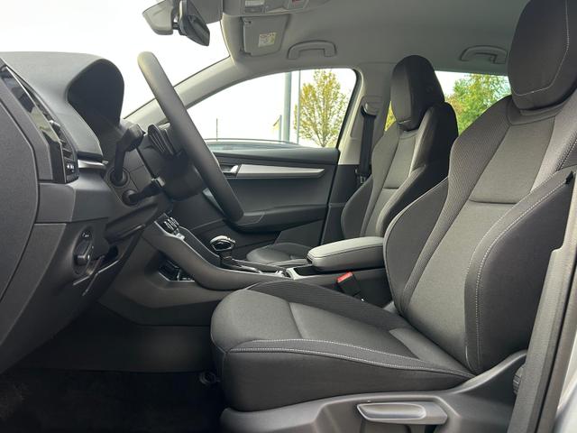 Skoda Karoq Selection 2.0 TDI DSG 4x4 AHK*Android Auto*ACC*EasyOpen*SHZ*Kamera*Keyless*PDC v/h*Klimaauto*SUNSET*LED 
