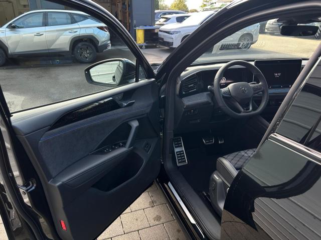 Volkswagen Tiguan R-Line 1.5 eTSI DSG AHK*5J Garant*BlackStyle*ParkAsstPro*360&deg; Kamera*Android Auto*Navi*SHZ*Matrix*HUD 