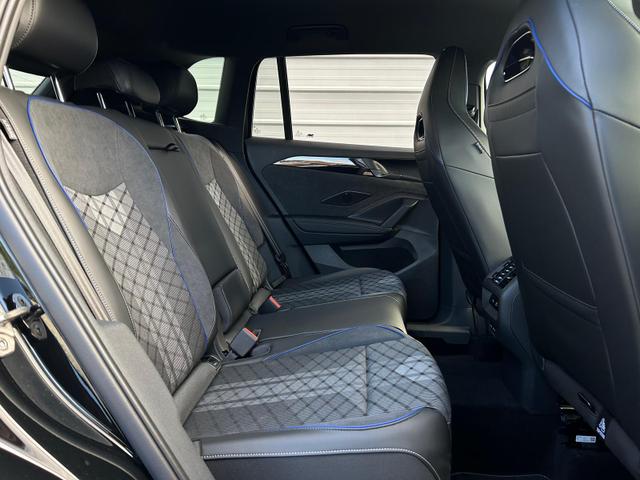 Volkswagen Tiguan R-Line 1.5 eTSI DSG AHK*5J Garant*BlackStyle*ParkAsstPro*360&deg; Kamera*Android Auto*Navi*SHZ*Matrix*HUD 