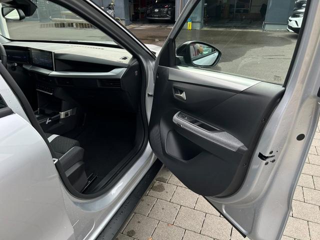 Opel Frontera Ultimate Hybrid 145 PS Android Auto*Navi*SHZ*Tech Paket GS*Kamera*Klimaauto 